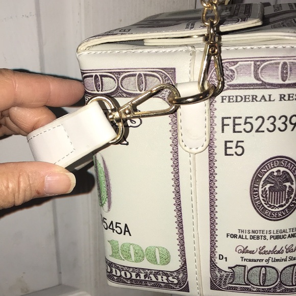 NWT Women’s Money Print Crossbody Bag - Picture 6 of 13